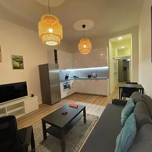  Apartment Andrews Cosy